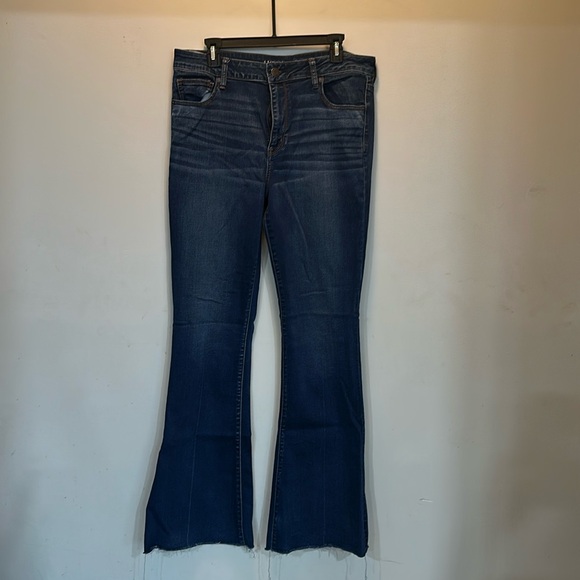 American Eagle Outfitters Denim - American Eagle size 16 very stretchy worn several time in great condition